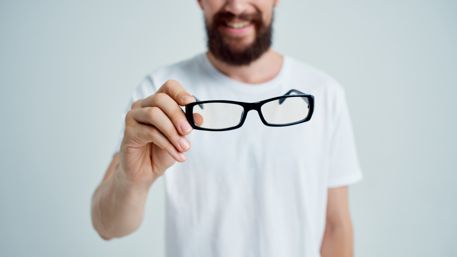 How To Buy Prescription Glasses? Five Tips To Help Out
